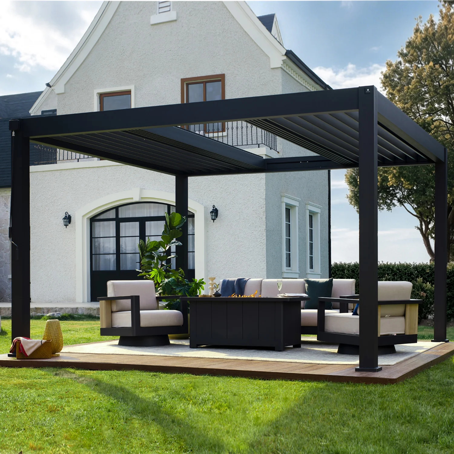 Pergola with Roof